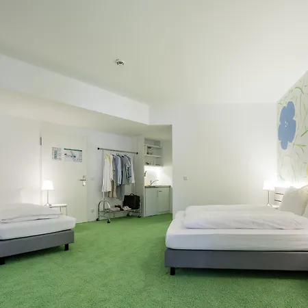 Flowers Hotel 3*