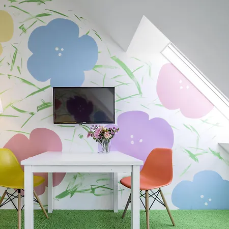 Flowers Hotel