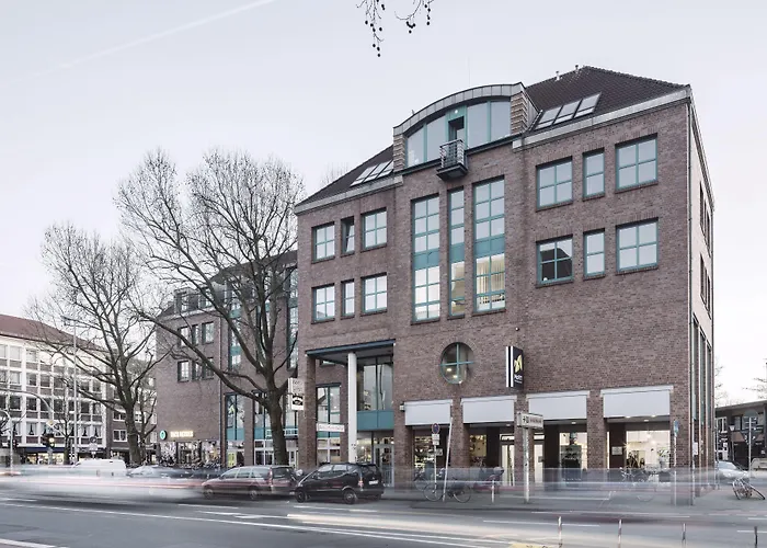 Ξενοδοχείο Flowers 3*